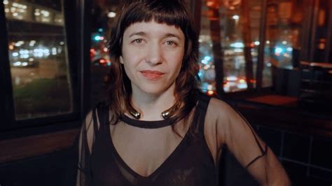 Tracks Du hardcore au sexe tendre : le porno féministe .